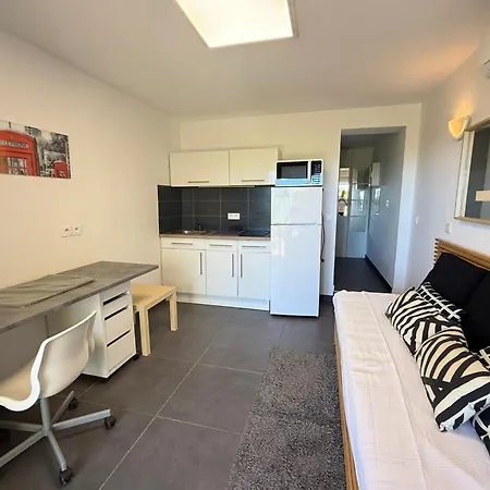 Apartmán Climatise Avec Terrasse Au Calme - La Garde (Var)