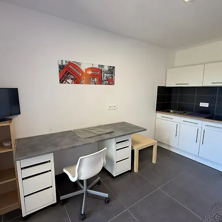 Apartmán Climatise Avec Terrasse Au Calme - *